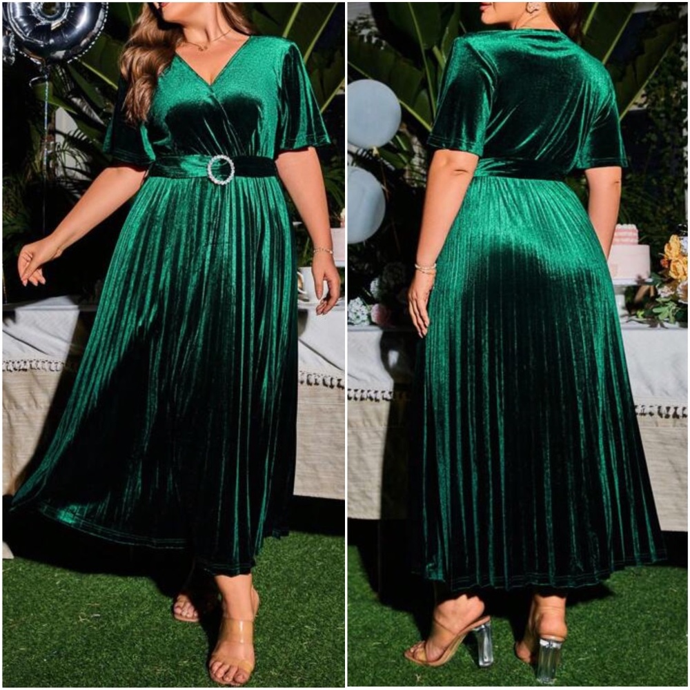 Luxe Green Velvet Butterfly Sleeve Pleated Maxi Dress - Picture 2 of 2